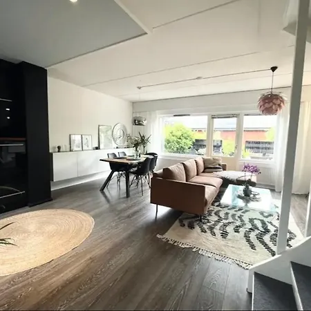 Rivitalo Kaupungissa *