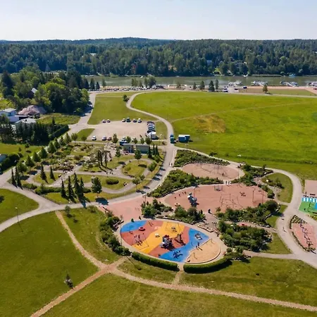 Rivitalo Kaupungissa カーリナ